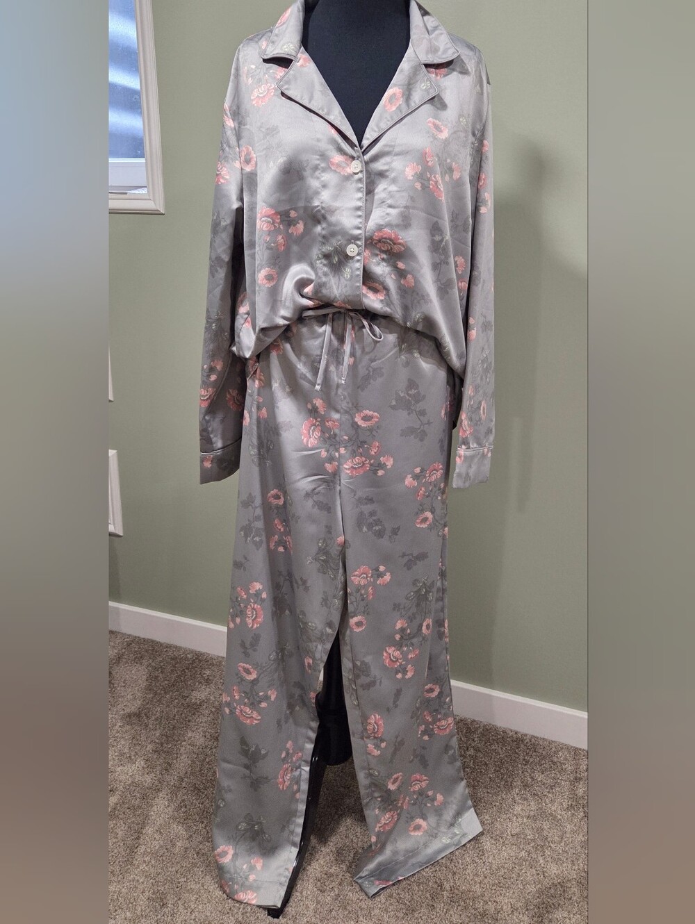 Lauren Ralph Lauren Floral Satin Pajama Set Size L Gray Pink